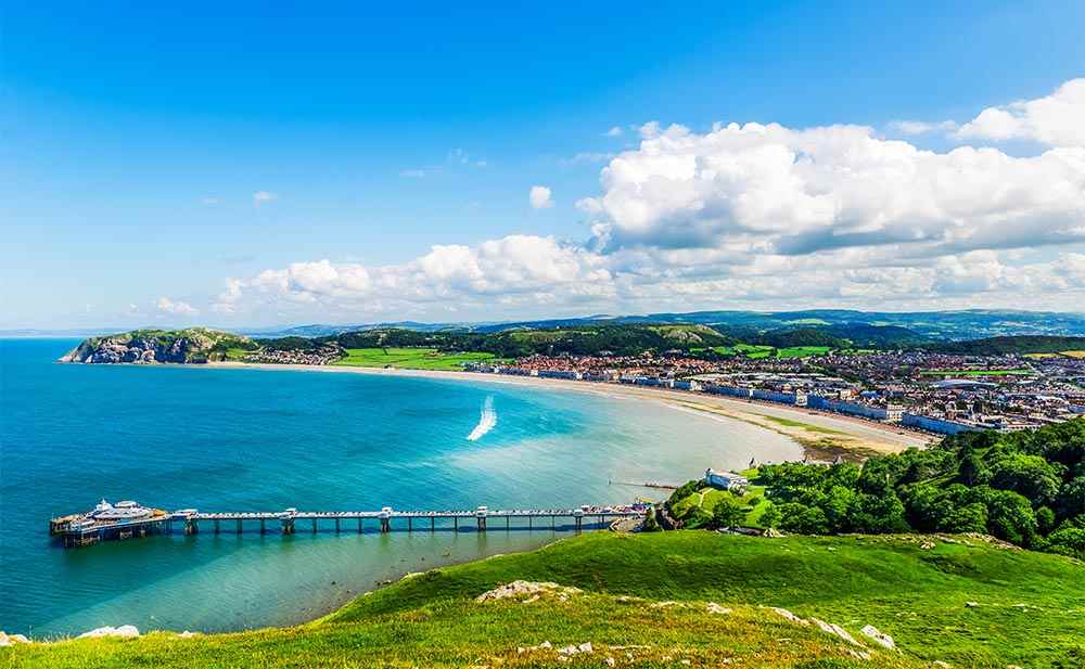 Coach holidays to Llandudno with Leisuretime